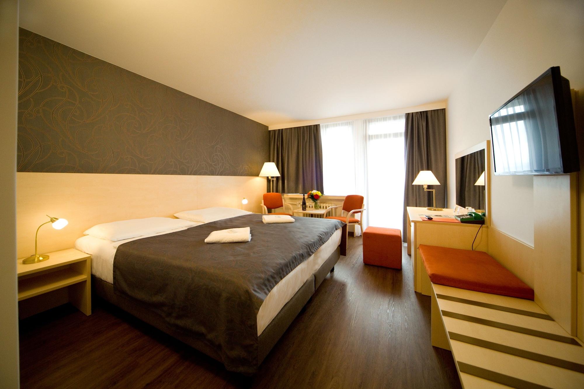 Hotel Krystal Prague Extérieur photo