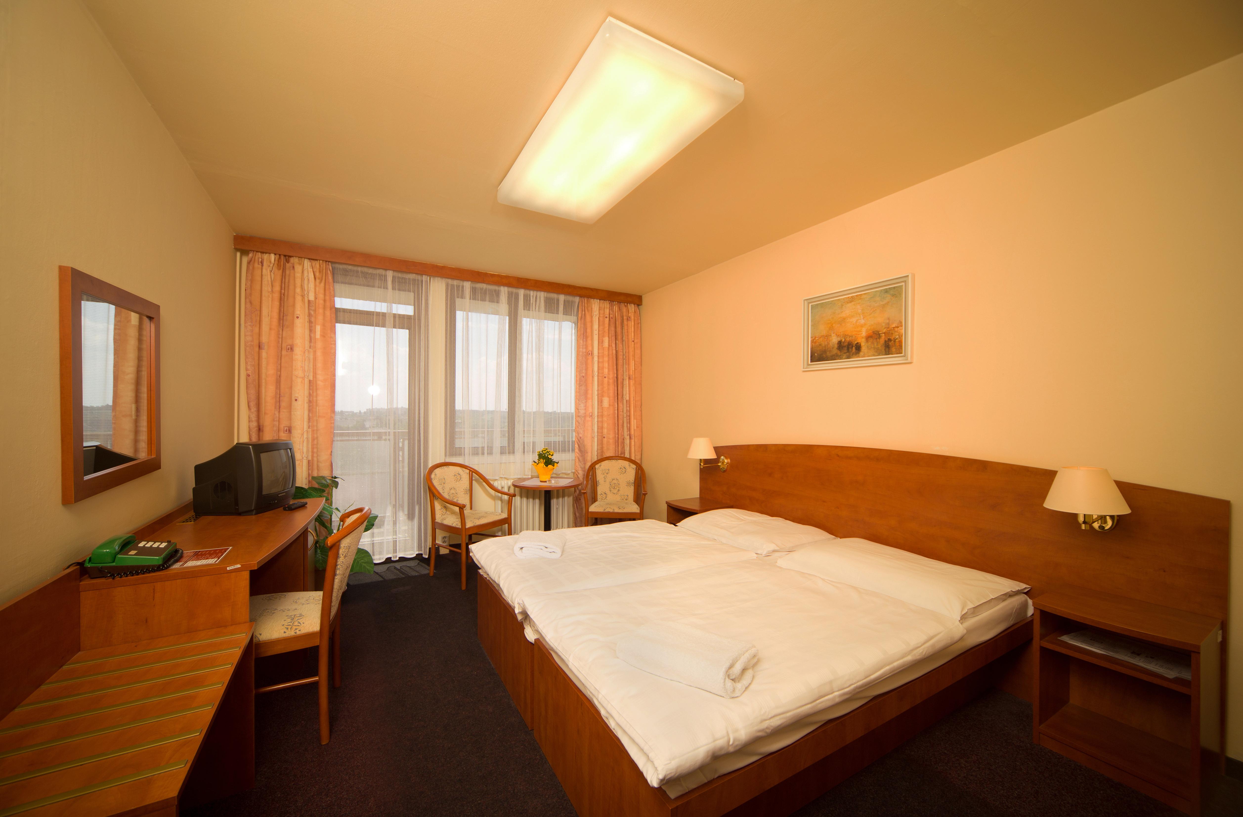 Hotel Krystal Prague Extérieur photo