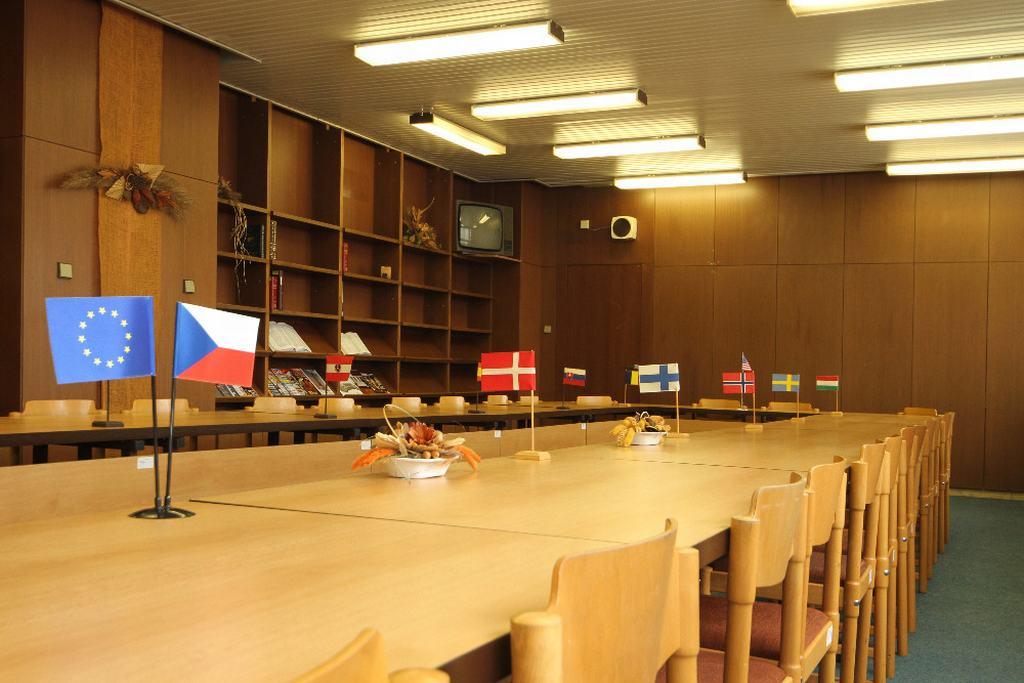 Hotel Krystal Prague Extérieur photo